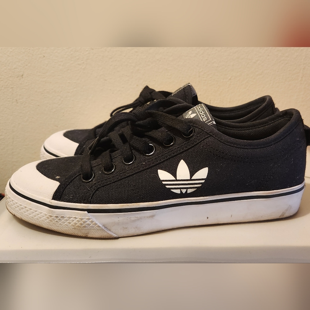 Women's Adidas Originals Nizza Sneakers